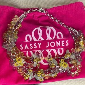Sassy Jones Queen Bee Bib - Brooches Removable